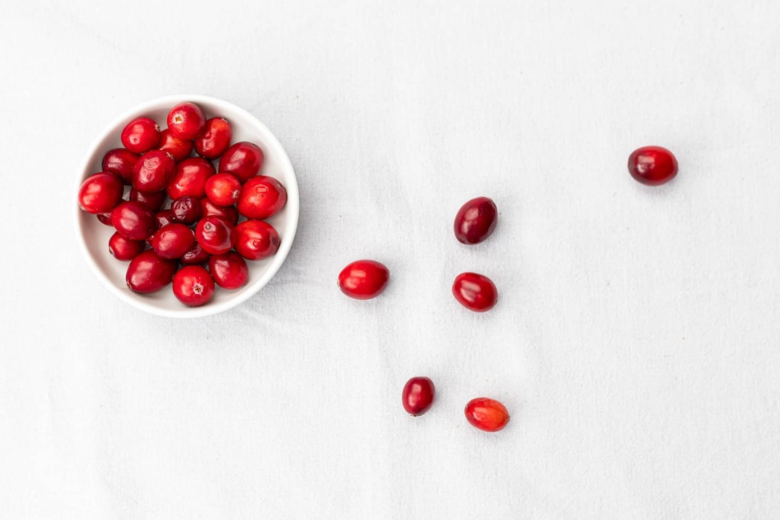 Can You Eat Raw Cranberries? The Food Safety Dad
